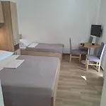 Frane Lejlighed *