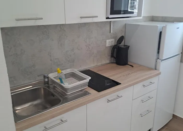 Frane Apartment Seline