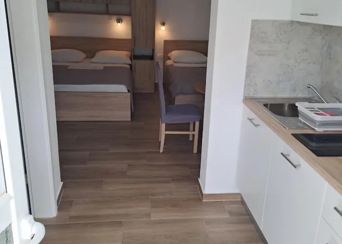 Frane Apartment Seline