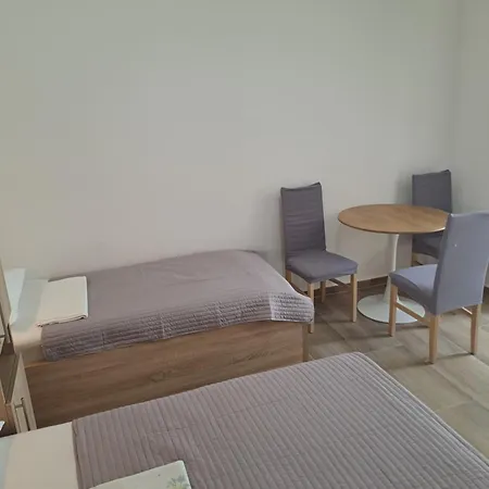 Apartman Frane Seline