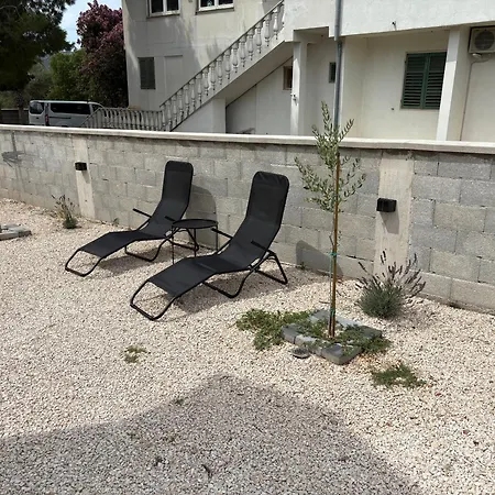 דירה Frane *
